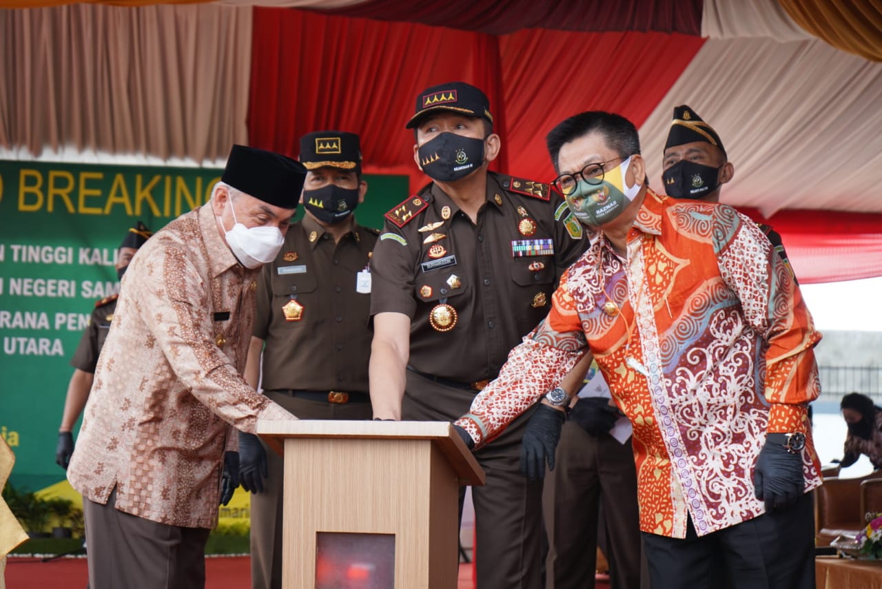 AGM Hadiri Groundbreaking Pembangunan Kantor Kejati Kaltim